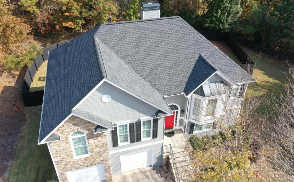 Environmental benefits of choosing metal shingles